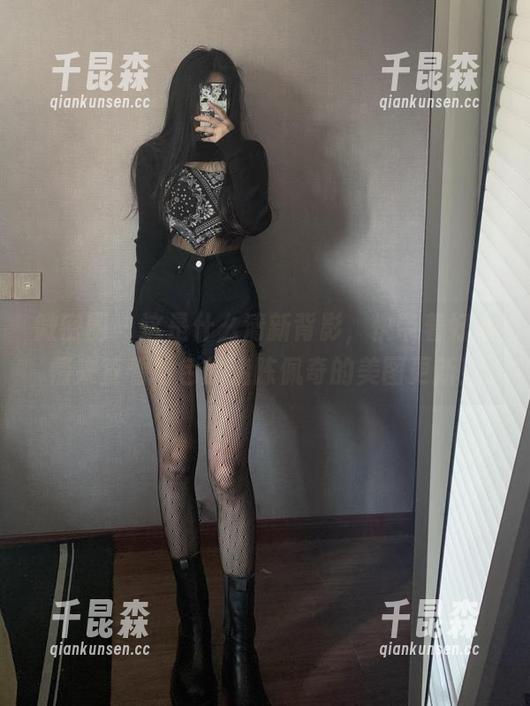 粉色的猪陈佩奇 微密圈 - 这是什么清新背影,快带着好心情来查看粉色的猪陈佩奇的美图更新!