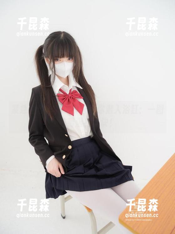 紧急企划 - 龙崎聆音带你潜入浴缸：一图包看湿身秘诀！
