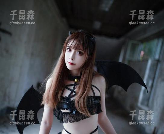 独一无二的翎柒菜菜，旗袍美图合集，权当你的无聊解药！