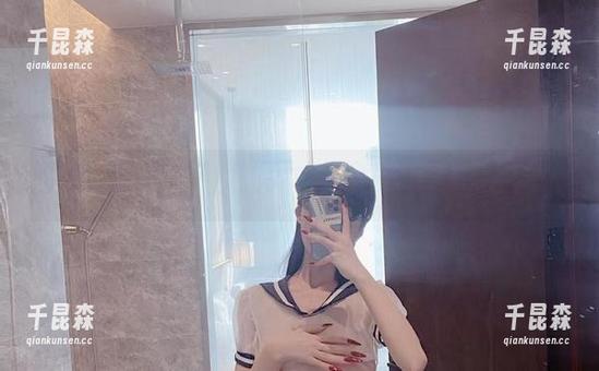微密圈 - 相比别的地方，脸红Dearie的浴室分享图片让人停留更久。