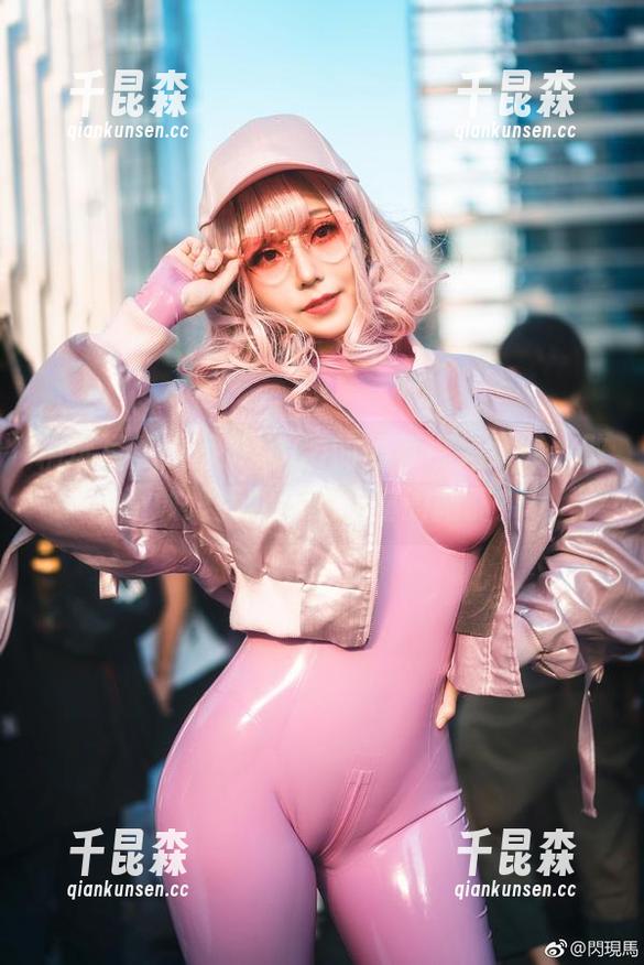 精选写真：菌烨tako的黑贞德兔女郎，敢不敢跟我聊聊这造型的脑洞？