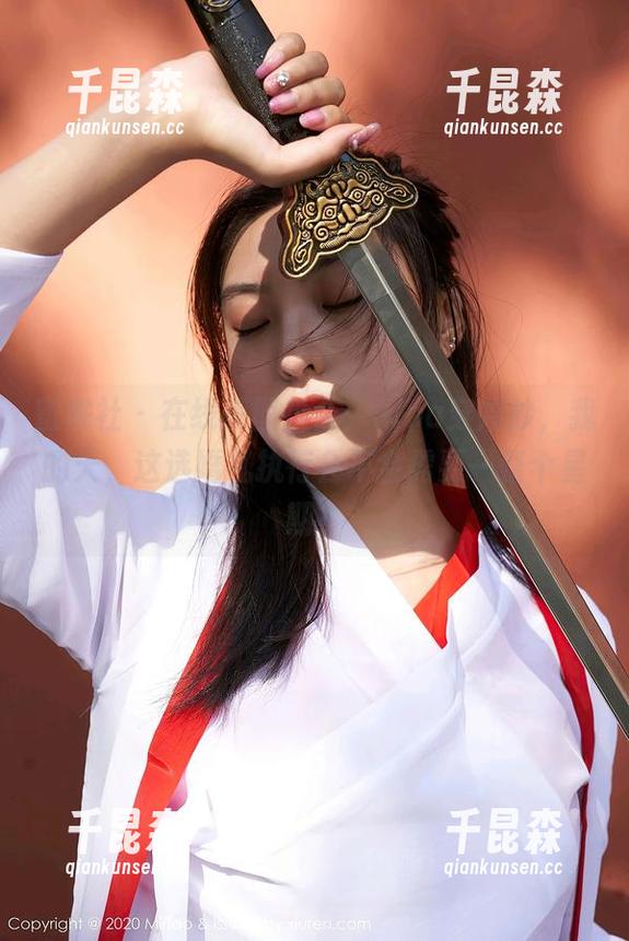 蜜桃社 - 在线美图集合，Gina穿婚纱，我的天，这选婚礼执行会不会需要一整个星期？