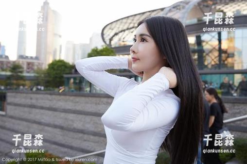 蜜桃社 - 原图告白：黑白其实是木奈奈最爱的暧昧方式，私拍拍到心坎里！