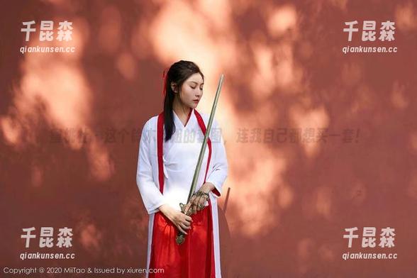 蜜桃社 - 这个铃木姐姐的套图，连我自己都想买一套！