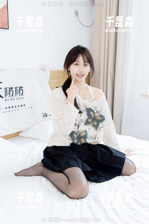 袜啵啵 - 看稚予，图库中那种温柔感，高清到让人忍不住想多看几遍。