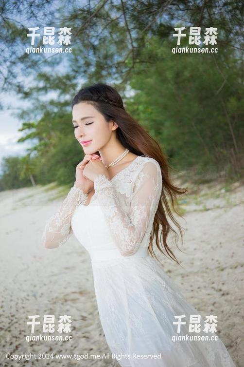 青豆客 - 纯小希白色档案：美图与资源的穷追