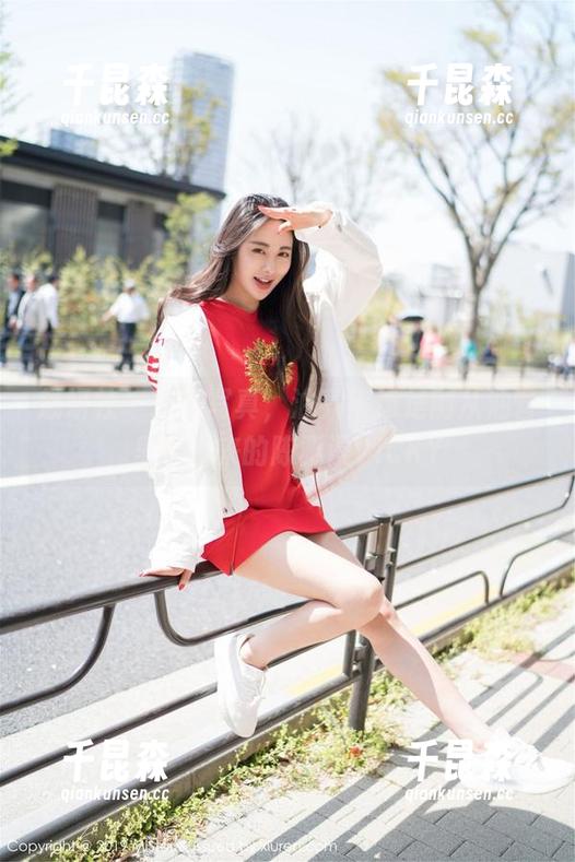 魅妍社 - 这组写真，油亮得像是刚从油管里跳出来的陈雅漫VICKY